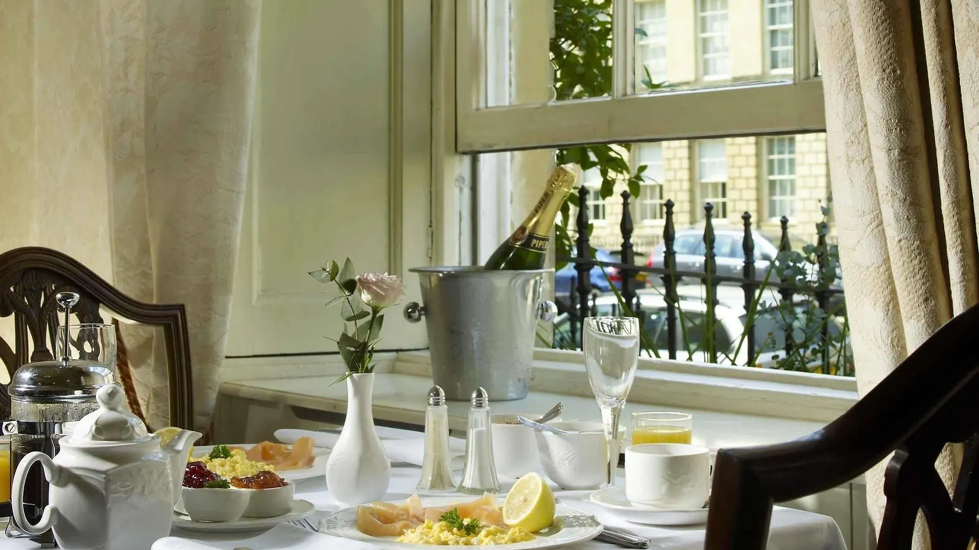 The Windsor Town House Hotel Bath